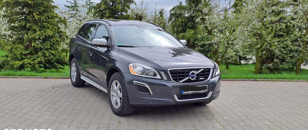Volvo XC 60 cena 52900 przebieg: 235000, rok produkcji 2011 z Stepnica małe 137